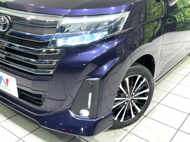 【LEDヘッドライト】悪天候や夜間走行時も良好な視界を確保し安心して運転できる高輝度LEDヘッドライトを装備！点灯速度が早く、消費電力も抑えられています。