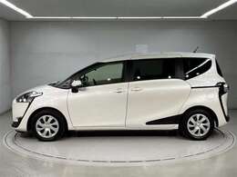 ご購入して頂いた車両は、ご納車前に、しっかり点検・整備してからの、ご納車になります。点検箇所は、エンジンオイル交換・ワイパーゴム・ブレーキ点検・調整・その他を確認の上、ご納車いたします。