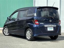 納車前に内外装のクリーニングをいたします。各種コーティング（別途有料）もご用意しておりますので、是非ご相談ください。