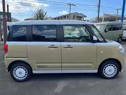 両側電動スライドドアで、乗り降りも楽々です！