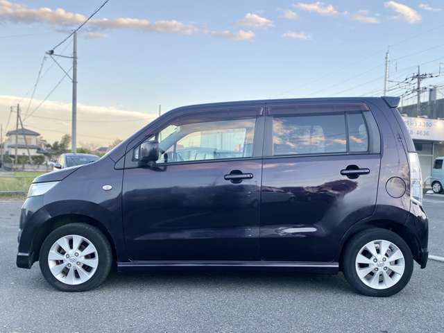 ご遠方のお客様にも電話やメールやLINEにて車両のコンディションを詳細にご案内致します！お気軽にお問い合わせください！