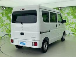 全国に店舗を展開しているのでどこでもお取り寄せが可能です！この車が気になるけど遠方だから・・・と諦める必要はありません！※別途陸送費が必要です。