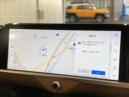 【純正ナビ】一体感のあるナビは、高級感ある車内を演出してくれます。Bluetooth再生などオーディオ機能も充実しておりますので、運転もより楽しめます♪