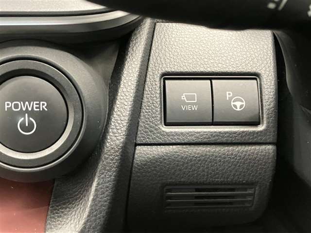 トヨタ認定中古車には1年間走行距離無制限の『ロングラン保証』がついています。年式は問わず、全国約5,000ヶ所のトヨタのお店で保証修理を受けることができます。