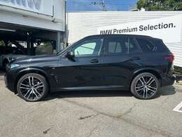 ☆BMWは自動車メーカーとしてのアイデンティティ…BMWらしさを守るため頑なに前後重量配分50:50にこだわり続けています☆