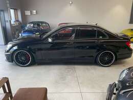 6.3L、V8エンジンの加速を是非実感してください！