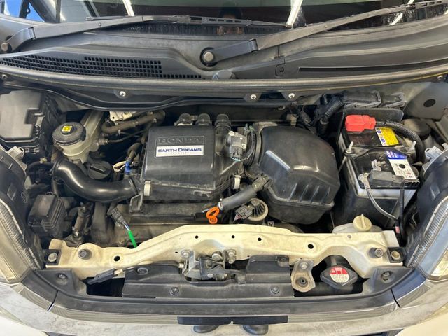 親切・丁寧な専門メカニックスタッフが応対！・車検・点検整備・事故等の修理などアフターサービスも安心。お車のカスタマイズもネクステージのサービススタッフまでご相談ください！