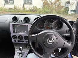 販売だけではなく、お車の事であれば何なりと当店へお任せ下さいませ！お客様の安心のカーライフをを実現する為に、全力でお手伝いさせて頂きます！