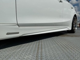 「KENSTYLE」サイドアンダーガーニッシュ装着しております☆カスタム多数で仕上がったお車です☆