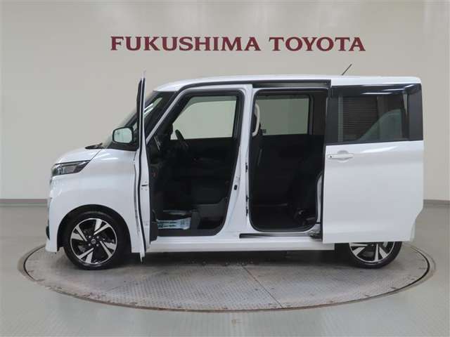 【まるごとクリーニング】シートを取り外して車内を徹底洗浄！隅々まで美しく仕上げます！