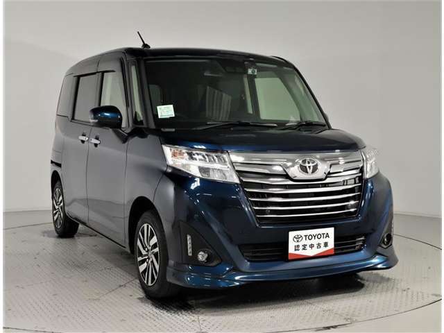 スマートアシスト装備：前方の車両との衝突の危険性が高まると、警告音と警告表示によって運転者の注意を喚起！さらに衝突の危険性が高まると自動軽減ブレーキを作動させ、衝突による被害の軽減を行います♪