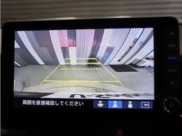 【バックカメラ】後退時も安心。リバース連動で画面が切り替わるのでとっても便利。
