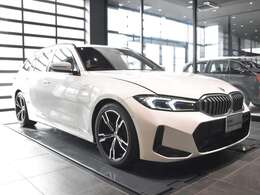 日本全国ご納車可能！遠方のお客様の場合でも車庫証明手続きなど賜ることが可能です。近隣ディーラーでお買い求めいただく場合と差異が無いよう努めさせて頂きます。