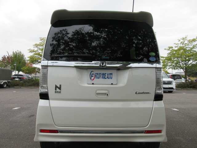 BluetoothナビTV　両側パワースライドドア　ハーフレザー　バックカメラ　ETC　パドルシフト　クルーズコントロール　HIDライト　オートライト　純正15AW　スマートキー2本　革巻ステアリング