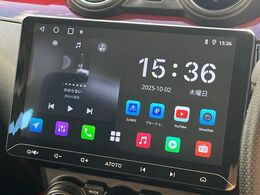 【ディスプレイオーディオ】お手持ちのスマートフォンとの連携で、ナビや音楽再生など各種アプリを使用可能。スマホに近い感覚でお使いいただけます♪