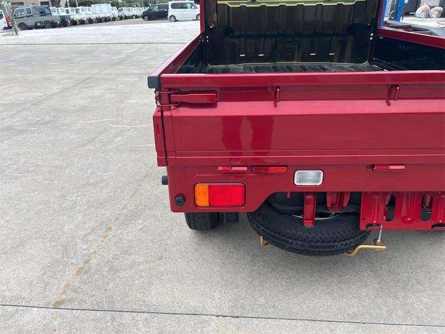 タイヤ、部品の取付け・修理・板金・車検・保険・ローンの取り扱いなどお車に関わることは何なりとお申し付けください！お客様のご来店を心よりお待ちしております。