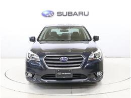 ■危険を察知するための情報は、ミラーのステーやピラーとのわずかなすき間からでも得られます。SUBARUは安全性能に徹底的にまでこだわった視界設計を行っています。