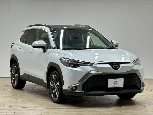 お車ご成約時の付帯率は驚きの90％OVER。GOOD　SPEED自慢のスーパーガラスコーティング。見違えるほどの輝きを放ち、納車後のメンテナンスも楽々。是非一度お試し下さい。