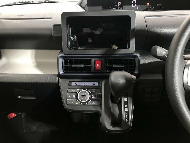 ホイールやタイヤなどのお手入れのご相談も可能です！ご購入頂いたお車を綺麗にお乗り頂けるようにサポートいたします！
