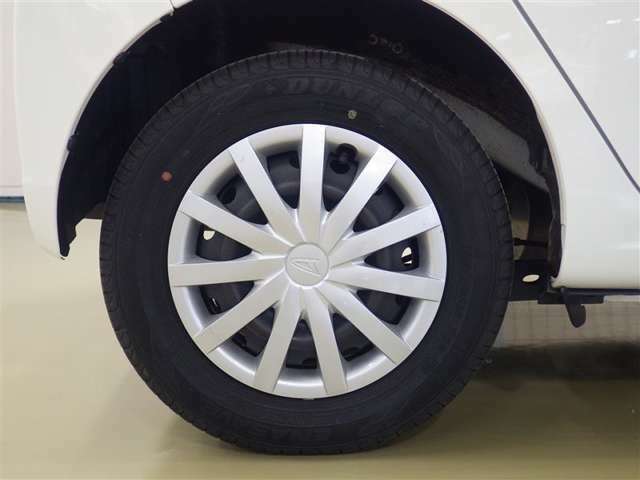 装着タイヤ（155/70R13）スチールホイール付き夏タイヤ