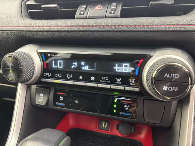 【運転席操作部】快適なドライブを楽しむための機能が装備されています！運転席から触れるので、使いやすいです！除菌プランいれていただくと、さらに清潔で安心していただけます！