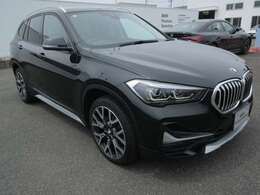当社ではコーティングも承っております！BMWがおススメするイノベクションコーティングは塗装面を守りながら新車時の深い光沢と重厚なつやを保ち続ける事ができます。愛車を長くキレイな状態でお乗りいただけます♪