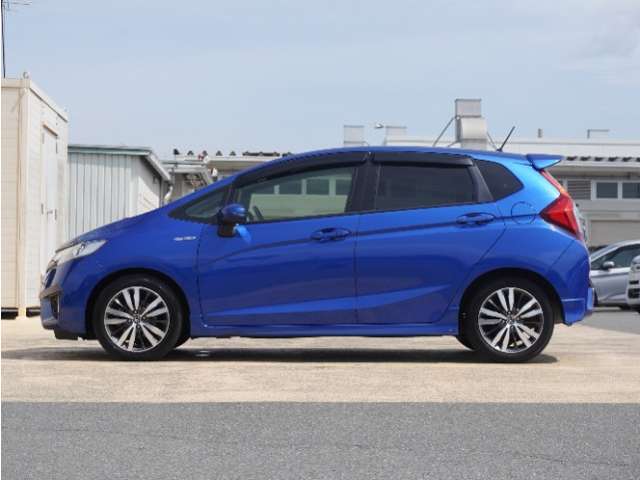 ◆法定整備実施◆Honda認定中古車の整備基準にもとづく整備を実施いたします。法定点検の整備に加え、Honda独自のプラスアルファー点検整備を実施。基準を満たしていない消耗部品を交換いたします。