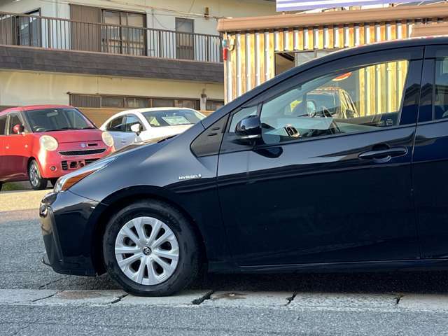 当店のお車は全車安心保証付！！指定工場、板金工場完備しています！！