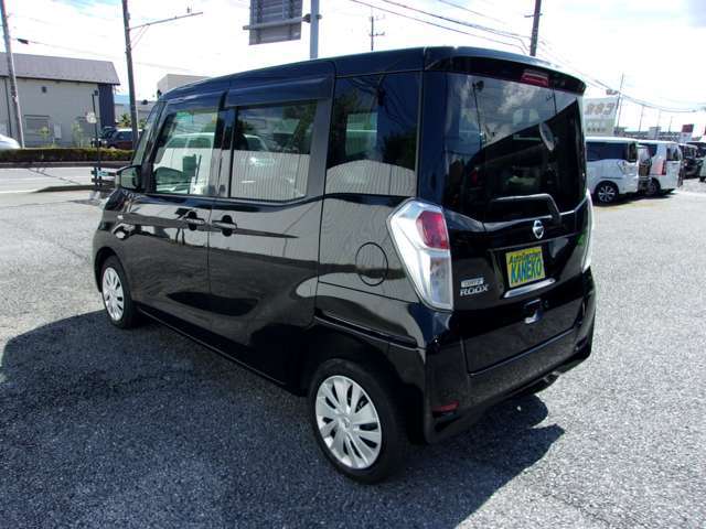 中古車の購入は店舗選びも重要になると当社は考えております。それに応える為、徹底した自社作業に拘り抜きます、基本外注での仕上げ作業は致しません、だからこそお車の詳細説明が可能となります！