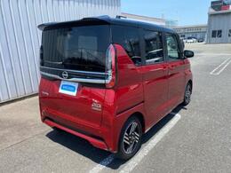 全国に店舗を展開しているのでどこでもお取り寄せが可能です！この車が気になるけど遠方だから・・・と諦める必要はありません！※別途陸送費が必要です。