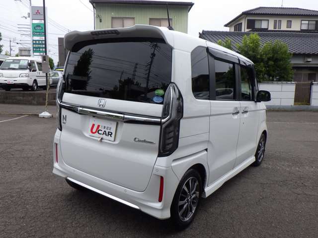 お車をお探しの方は、香川県高松市三名町662-2空港通り (国道193号)沿いにある『香川三菱自動車・クリーンカー空港通り』にお越しください。