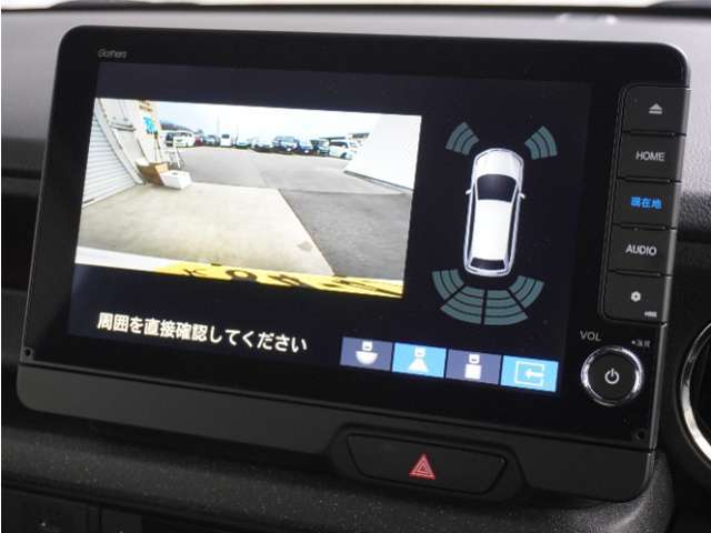 ◆バックカメラ◆リバースにするだけで映ります、後方の安全確認や、狭い駐車場での車庫入れ、雨の日や夜間など視界の悪い時に便利です！安全にバックする為には欠かせない装備です。