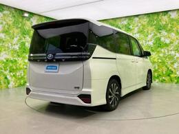 全国に店舗を展開しているのでどこでもお取り寄せが可能です！この車が気になるけど遠方だから・・・と諦める必要はありません！※別途陸送費が必要です。