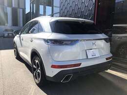 パリのモノづくりの技と美学“SAVOIRFAIRE”を具現化したDS7 CROSSBACK。大人の気品と色気をまとったデザイン。