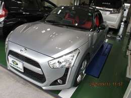 【納車前整備実施してお渡し♪】エンジンオイル・オイルエレメント・ワイパーゴム・新品バッテリー交換してお渡しします♪ほかお車の状態をみて消耗品など交換させていただきます◆法定点検整備実施します♪