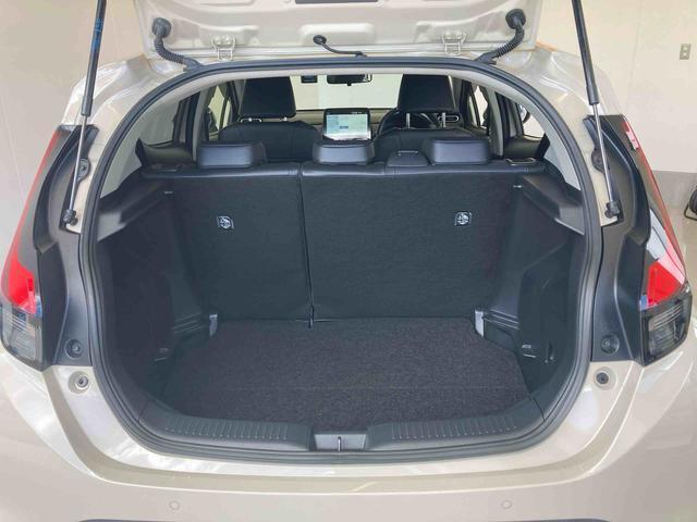 ダイハツ口熊野店は通常のオークション仕入れの中古車販売店とは異なり、一般ユーザー様から直接仕入れたお車を販売することに、こだわっております。その中から良質な車両のみを厳選して掲載しております