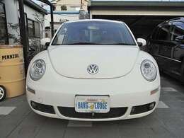 当社総額表示は本物です。他社のようにと問い合わせると追加料金ということはありませんので安心してご検討ください。大型店のように大量在庫はできませんが、良質な車だけを展示しています。品質で比べてください。