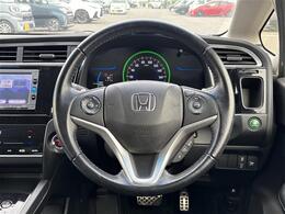 車両販売と整備・保証・クリーニングなどのサービスを自由にお選び頂けます。サービスは必要な分だけお選び下さい。