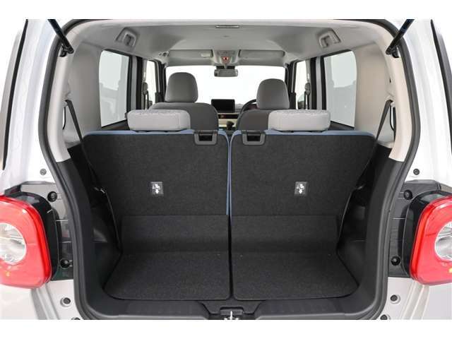 日常のお買い物やちょっとしたお出かけの時に、十分活躍してくれるラゲージスペースです。