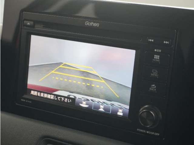 ◆バックカメラ◆リバースにするだけで映ります、後方の安全確認や、狭い駐車場での車庫入れ、雨の日や夜間など視界の悪い時に便利です！安全にバックする為には欠かせない装備です。