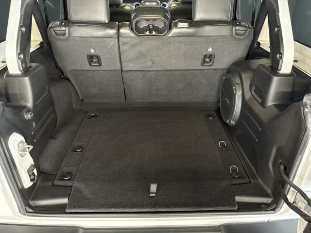 中古車だけでなく新車も多岐にわたり正規輸入車販売を行っております。全国選りすぐりの仕入ネットワークからあなたにピッタリのお車を探します！◆TEL:0078-6002-016465◆