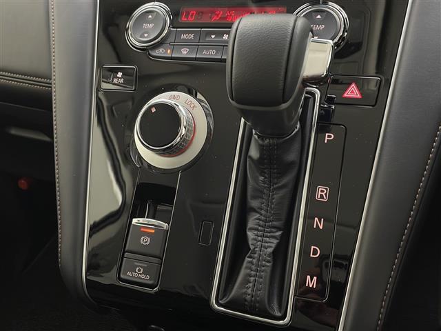 気になる車はお電話やメールで当店にお問い合わせください。なお、お電話での在庫の取り置きはできません。ご来場の際は、商談が重なる事が増えていますので事前に在庫有無をご確認くださいませ。