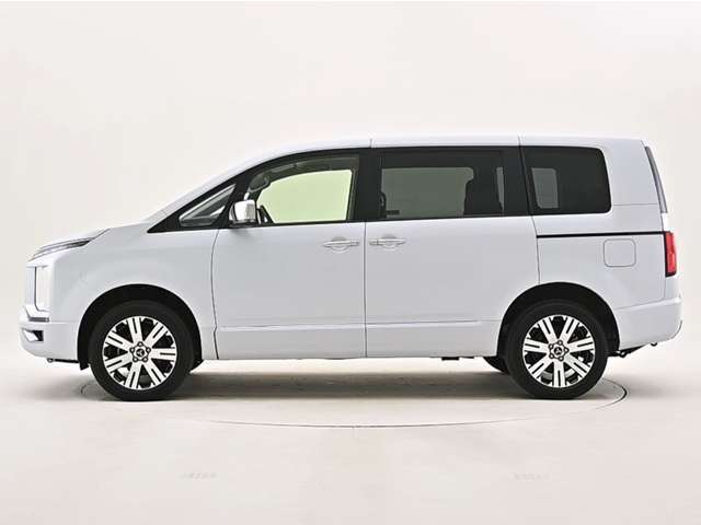 車両の状態、見積もり金額など気になる事がございましたらお気軽にメール、ご連絡下さいませ♪細かくご説明致します♪