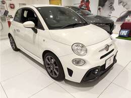 フィアット・アバルト正規ディーラー店舗になります。是非遊び来てください