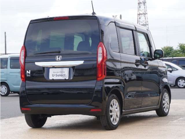 お立ち寄りいただく際は、事前にご連絡をお願いします。お目当てのお車が商談中や売約となることもございます。ご確認いただいてから、お立ち寄りください。