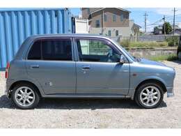 ☆男性も女性も様になるデザインです！一目見ただけで、この魅惑的なボディーが存在感を放っていることが分かって頂けると思います。