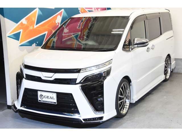 中古車はたった1台との一期一会♪そんな車に会えるように、スタッフが全力でサポート致します！豊富な知識を持ったスタッフと共に、あなただけの1台を一緒に見つけましょう！