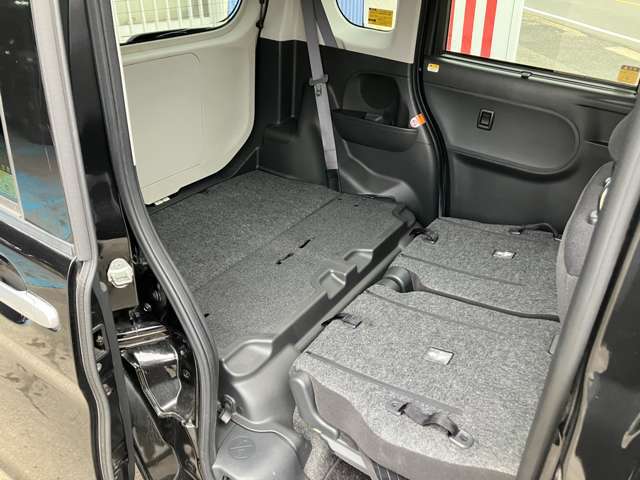 後部座席収納すると荷物たくさん乗せれます！