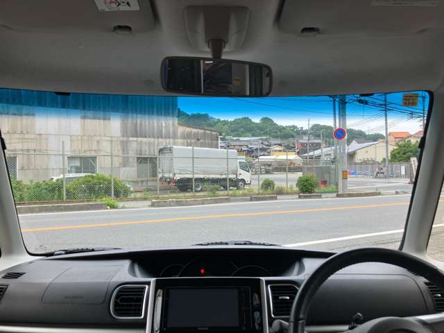視野広くて運転しやすいです！
