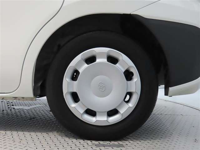 中古車の販売は原則として実車を見てからとさせて頂いております。是非見に来てください！